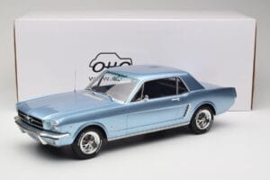 Ford Mustang V8 Hardtop Pony GT Silver Blue GT Spirit 1:12 G089 Gyanta – 6. kép a 6-ből