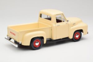 Ford Pickup Colonial Fehér Road Legends 1:18 92148 Fém – 3. kép a 8-ből