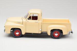 Ford Pickup Colonial Fehér Road Legends 1:18 92148 Fém – 4. kép a 8-ből