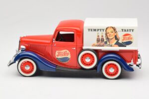 Ford Pickup Truck Pepsi-Cola Solido 1:18 99053 Fém – 4. kép a 8-ből