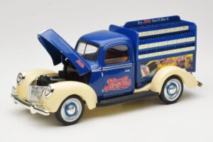 Ford Pepsi-Cola Replica Golden Wheel 1:18 PF351 Fém – 2. kép a 8-ből