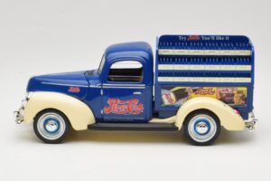 Ford Pepsi-Cola Replica Golden Wheel 1:18 PF351 Fém – 4. kép a 8-ből