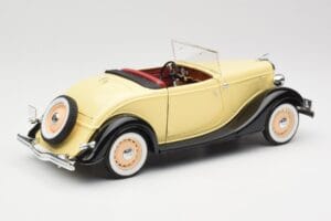 Ford Roadster Dearborn Yellow Solido 1:18 8008 Fém – 3. kép a 8-ből