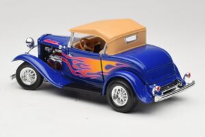 Ford Roadster Street Rod Kék with Fire Road Signature 1:18 92249 Fém – 7. kép a 8-ből