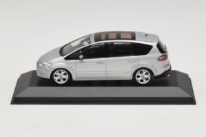 Ford S-Max Ezüst Minichamps 1:43 SMAX001 Fém