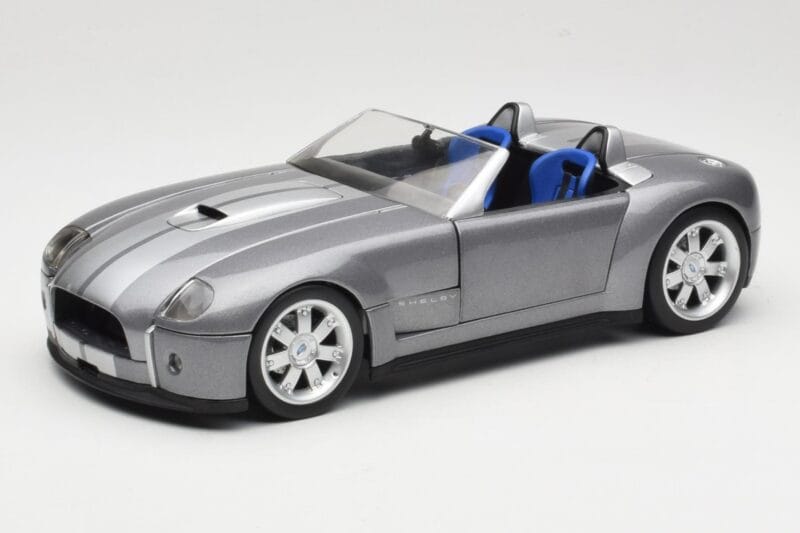 Shelby Cobra Kabrió Grey Metallic Hot Wheels 1:18 G7220 Fém