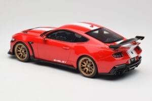 Ford Shelby Mustang Super Snake Piros GT Spirit 1:18 GT531 Gyanta – 5. kép a 6-ből