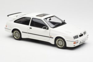 Ford Sierra RS Cosworth Fehér AUTOart 1:18 72862 Fém – 6. kép a 8-ből