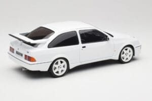 Ford Sierra RS Cosworth Fehér IXO 1:18 18CMC121 Fém – 2. kép a 6-ből