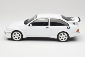 Ford Sierra RS Cosworth Fehér IXO 1:18 18CMC121 Fém – 3. kép a 6-ből
