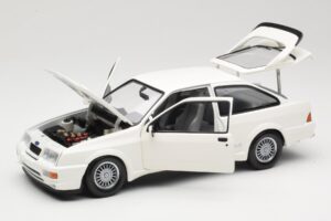 Ford Sierra RS Cosworth Fehér Minichamps 1:18 150084000 Fém – 2. kép a 8-ből