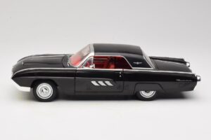 Ford Thunderbird Fekete Anson 1:18 30344 Fém – 4. kép a 8-ből