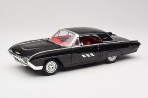 Ford Thunderbird Fekete Anson 1:18 30344 Fém