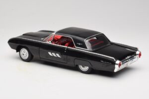 Ford Thunderbird Fekete Anson 1:18 30344 Fém – 7. kép a 8-ből