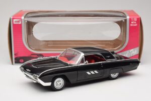 Ford Thunderbird Fekete Anson 1:18 30344 Fém – 8. kép a 8-ből