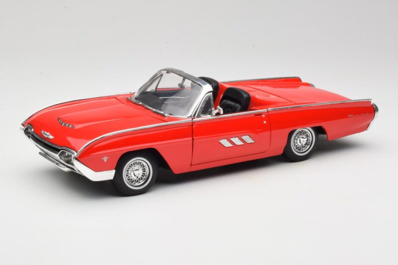 Ford Thunderbird Kabrió Piros Anson 1:18 30334 Fém