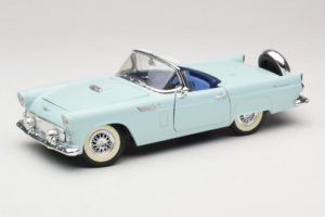 Ford Thunderbird Zöld Revell 1:18 8804-G1 Fém
