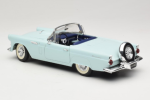 Ford Thunderbird Zöld Revell 1:18 8804-G1 Fém – 7. kép a 8-ből