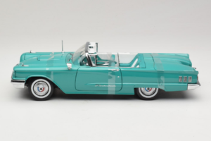 Ford Thunderbird Kabrió Zöld Sun Star 1:18 4315-P1 Fém – 3. kép a 6-ből