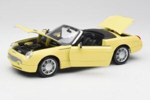 Ford Thunderbird Show Car Sárga Maisto 1:18 50335 Fém – 2. kép a 8-ből