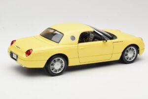 Ford Thunderbird Show Car Sárga Maisto 1:18 50336 Fém – 3. kép a 8-ből