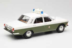 GAZ Volga GAZ-24 Rendőrség MCG 1:18 MCG18015 Fém – 2. kép a 6-ből