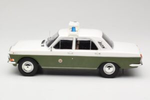 GAZ Volga GAZ-24 Rendőrség MCG 1:18 MCG18015 Fém – 3. kép a 6-ből