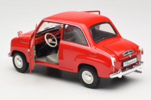 Goggomobil T 250 Piros Revell 1:18 08952 Fém – 4. kép a 7-ből