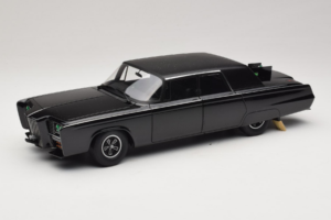 Chrysler Imperial Black Beauty Green Hornet TV Series AUTOart 1:18 71546 Fém
