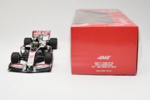 Haas VF-20 #50 M. Schumacher FP1 Abu Dhabi GP 2020 Minichamps 1:18 110201750 Fém – 6. kép a 6-ből