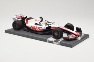 Haas VF-22 #20 K. Magnussen Bahrain GP 2022 Minichamps 1:18 117220120 Fém – 4. kép a 6-ből