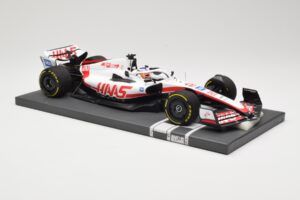 Haas VF-22 #20 K. Magnussen British GP 2022 Minichamps 1:18 117221020 Fém – 4. kép a 6-ből