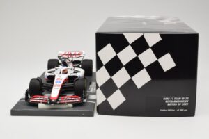 Haas VF-22 #20 K. Magnussen British GP 2022 Minichamps 1:18 117221020 Fém – 6. kép a 6-ből