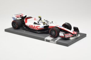 Haas VF-22 #47 M. Schumacher Bahrain GP 2022 Minichamps 1:18 117220147 Fém – 4. kép a 6-ből