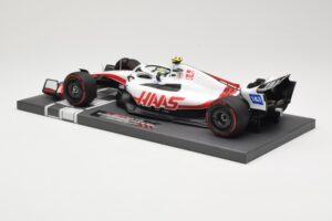 Haas VF-22 #47 M. Schumacher Bahrain GP 2022 Minichamps 1:18 117220147 Fém – 5. kép a 6-ből