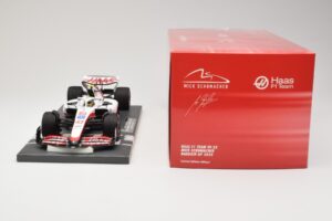 Haas VF-22 #47 M. Schumacher Bahrain GP 2022 Minichamps 1:18 117220147 Fém – 6. kép a 6-ből