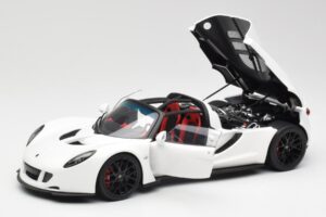 Hennessey Venom GT Fehér AUTOart 1:18 75404 Fém – 2. kép a 8-ből