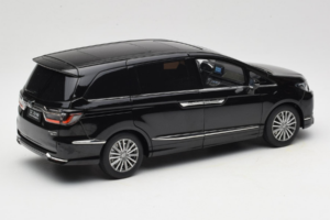 Honda Elysion Sötétkék OEM 1:18 26701 Fém – 3. kép a 8-ből