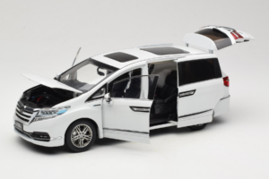 Honda Elysion Fehér OEM 1:18 430056 Fém – 2. kép a 8-ből