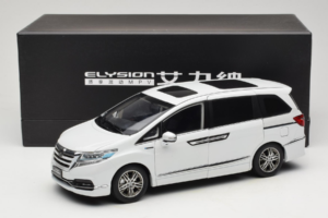 Honda Elysion Fehér OEM 1:18 430056 Fém – 8. kép a 8-ből