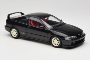 Honda Integra Type R DC2 Pre-Facelift Flamenco Black Pearl MotorHelix 1:18 M85203 Fém – 6. kép a 8-ből
