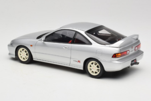Honda Integra Type R DC2 Pre-Facelift Vogue Silver Metallic MotorHelix 1:18 M85202 Fém – 7. kép a 8-ből