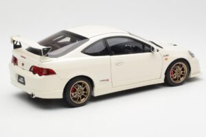 Honda Integra DC5 Type R Mugen Fehér AUTOart 1:18 73251 Fém – 3. kép a 8-ből