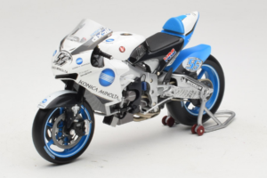 Honda RC212V #56 S. Nakano Konica Minolta Honda MotoGP 2007 Minichamps 1:18 112071056 Fém – 2. kép a 6-ből