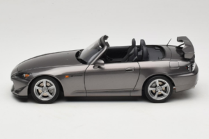 Honda S2000 AP2 Type S Moon Rock Metallic MotorHelix 1:18 M85111 Fém – 5. kép a 9-ből