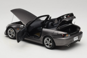 Honda S2000 AP2 Type S Moon Rock Metallic MotorHelix 1:18 M85111 Fém – 6. kép a 9-ből