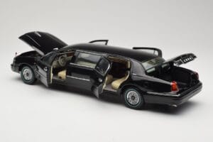 Hongqi Qijian CA7460 FAW 1:18 139940 Fém – 5. kép a 8-ből