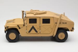 Hummer H1 AM General Military Police Exoto 1:18 01801 Fém – 4. kép a 8-ből