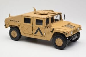 Hummer H1 AM General Military Police Exoto 1:18 01801 Fém – 6. kép a 8-ből