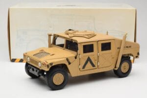 Hummer H1 AM General Military Police Exoto 1:18 01801 Fém – 8. kép a 8-ből